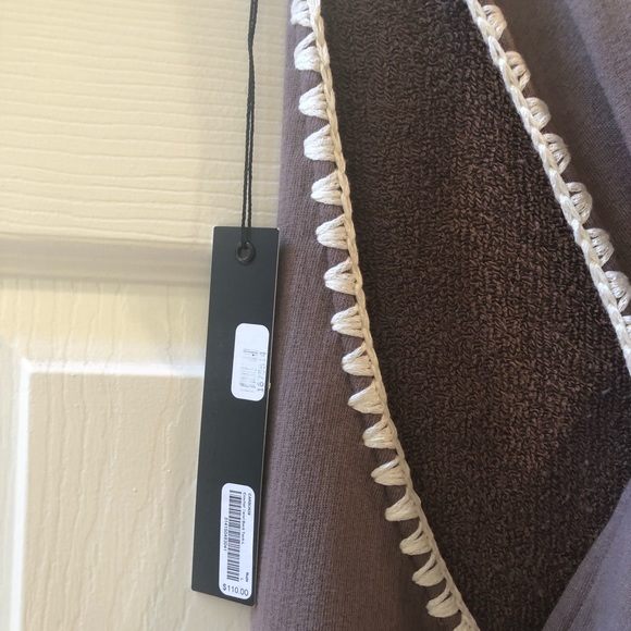 Carbon 38 Performance Yoga Top - Picture 4 of 9